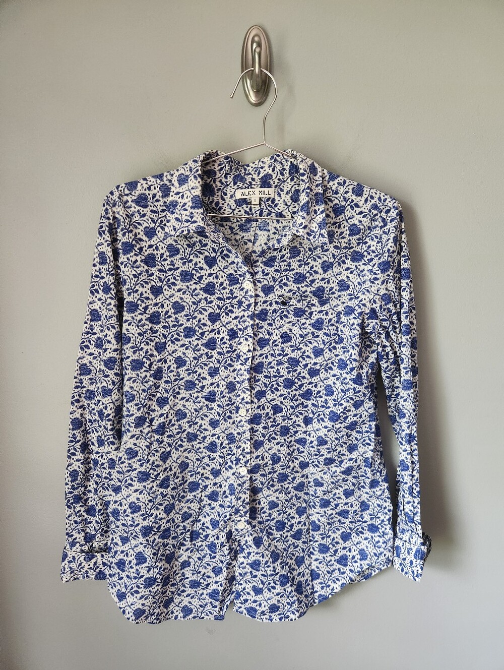 Alex Mill Cotton Button Front Shirt Blue Heart  Floral Women's Size Small NWOT